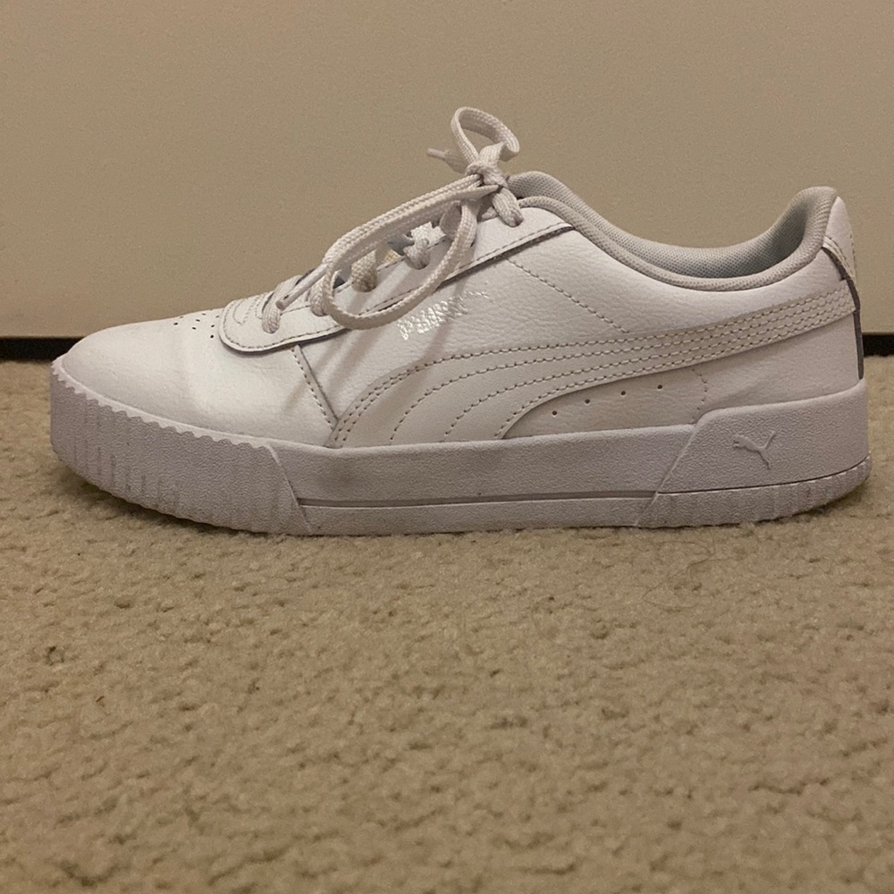 PUMA Carina Sneaker